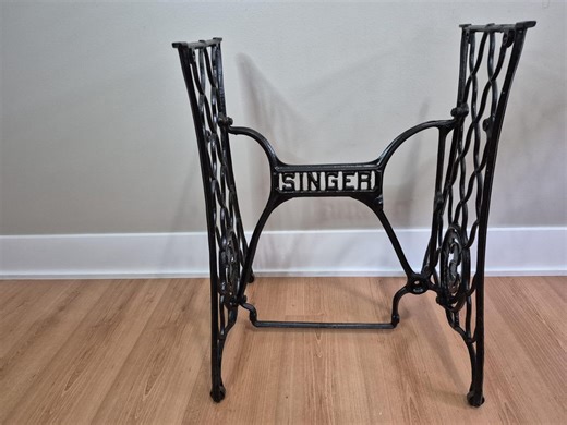 Vintage Singer Treadle Sewing Machine Cast Iron Legs Singer Cast Iron Sides Singer Treadle Sides Vintage Singer Treadle Table Base - Etsy Canada