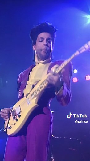 Prince 1991 Special Olympics Full Guitar Solo Performance