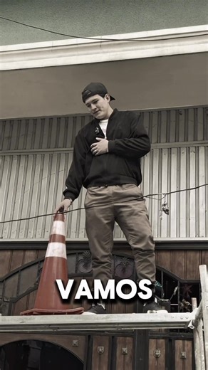 Reservas al 7.2.5.2.4.7.6.5 ven a pasar un año nuevo diferente #parati #lapaz_bolivia🇧🇴 #discoteca #añonuevo #2026