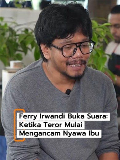 Ferry Irwandi Buka Suara soal Teror Keluarga Saat Rumah Dikepung