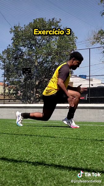👨🏾‍🏫⚽ Jogador, você sabia que é extremamente importante treinar a sua mecânica de corrida? Na rede vizinha tem a explicação toda ✌🏾 #treino #futebol #treinodefutebol #treinodevelocidade #football #futsal #soccer #soccertiktok