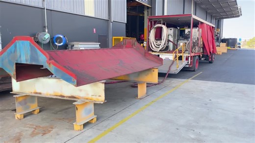 Rubberlining Linatex dis-bond and remove