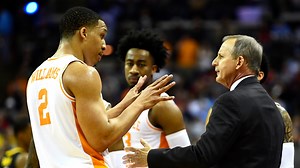 What Grant Williams said to Rick Barnes as the Tennessee basketball coach considered UCLA job