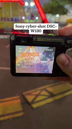 Câmera Sony Cyber-shot DSC-W130: Compacta e Potente