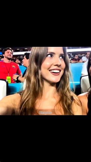 Neymar enamora a fan 🌹 #neymar #futbol #fan #enamorados #caballero #elegant #guapo