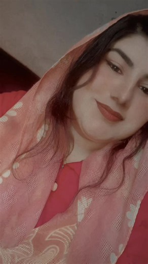 Daily Live at 10:00 PM with Iqra on Instagram