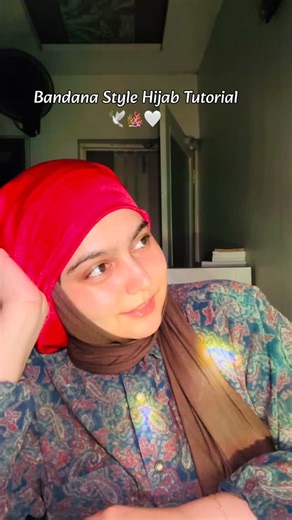A curious girl on Instagram: "🤍 #explorepage #hijabtutorials #instaeditapp #hijabifashion #fyp HijabTutorial BandanaHijab HijabiStyle ModestFashion HijabReels EverydayHijab HijabTips MuslimWomen HijabiLife"