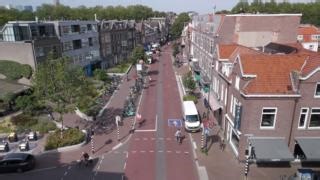 43K views · 1.1K reactions | In Utrecht, a lot of streets are mixed-use, with bicyclists sharing the road with cars. Often, motor vehicle speed is limited and cars must yield to bikes. In the next two years, Gemeente Utrecht is lowering the speed limit to 30km/h on many streets without protected cycle lanes. https://www.utrecht.nl/wonen-en-leven/verkeer/verkeersveiligheid/wat-doet-de-gemeente/straten-30-kilometer-per-uur-maken | Dutch Cycling Embassy | Facebook