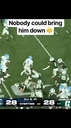 He was determined to get into the end zone 🔥