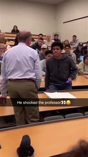 Professor is still in shock by the way🤭#trending #coding #ai #yt #shorts #cs #tricks #hacks #smart