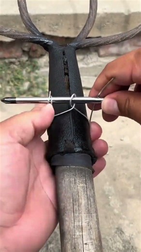 How to Make a DIY Conduit Pipe Clamp Using Waste Cable Ties