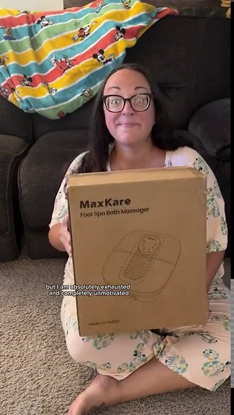 MaxKare Collapsible Foot Spa with Massager and Heat, Foot Spa Massager with Bubble Heat, Black