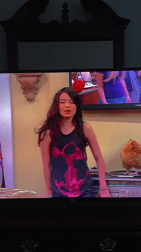 Icarly i psycho icarly vs Nora family#icarly #nora#show#2010sthrowback #childhoodmemories#2000s#disney #nickelodeon#show #memoriesareforever#memories