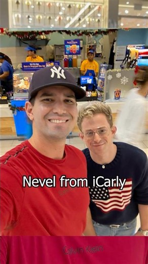 I Randomly Met A Celebrity! (Nevel from iCarly)