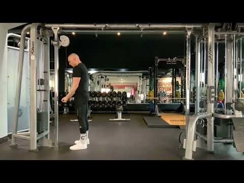 0941 | Standing Tricep Pushdown w/ Supinated Grip w/ Cable