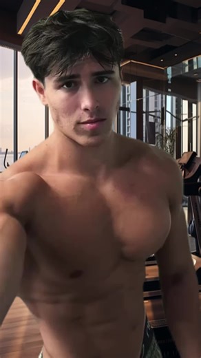 #Bodybuilder #Gym #GymLife #Training #WorkoutRoutine