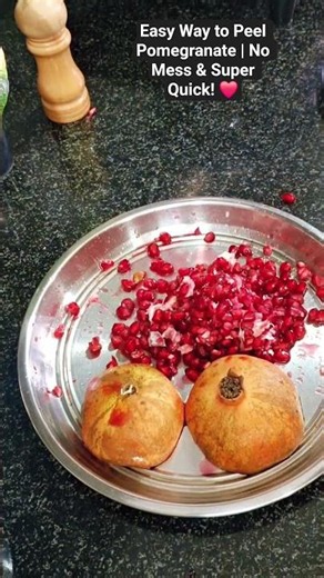 🍎 No Mess. No Stress. Easy Pomegranate Hack! ❤️ #easyrecipes #food