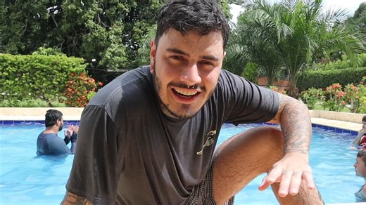 6.2K views · 306 reactions | Y por supuesto que no podía faltar el Sancocho pero antes de eso mira los divertidos retos que hicimos en la piscina藍 | BanaGo | Facebook