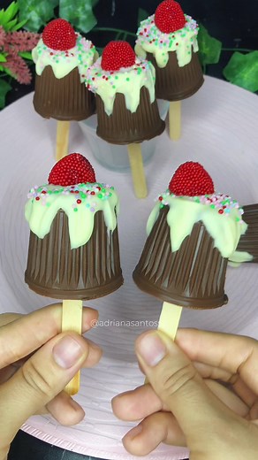 Receita de Trufa Picolé: Delícia de Chocolate e Morango