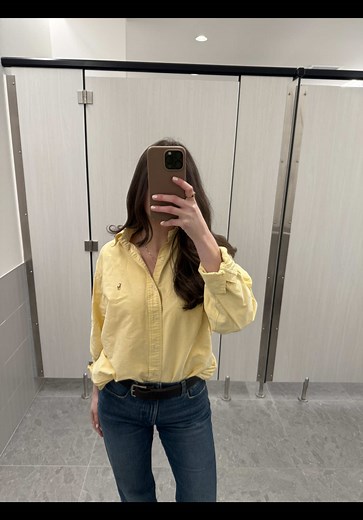 How to Tuck in an Oversized Button-Up Shirt