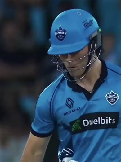 Dewald Brevis: Mastering the No-Look Six