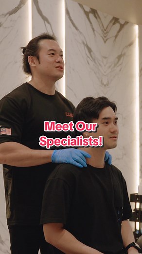 Behind every great recovery is a team of experts 💥 Meet the CLM specialists who make it all happen! Ready for your turn on the table? 每一次康复的背后，都是专家团队的心血 💥 来认识一下 CLM 的专业师傅，他们让恢复变得可能！下一位躺上治疗床的会是你吗？准备好，期待你的健康新生！🦴💪 📞 For appointments and quiries: 65 8043 9092 📍 CLM Singapore (Anson House) 72 Anson Road #06-02 Singapore 079911 Chris Leong Method Tit Tar Singapore _ https://chrisleong.sg/ Chris Leong Method Tit Tar Official Page _ https://direct.me/cl328 🇲🇾 Branches in KL, Malaysia: 📞 Mid Val