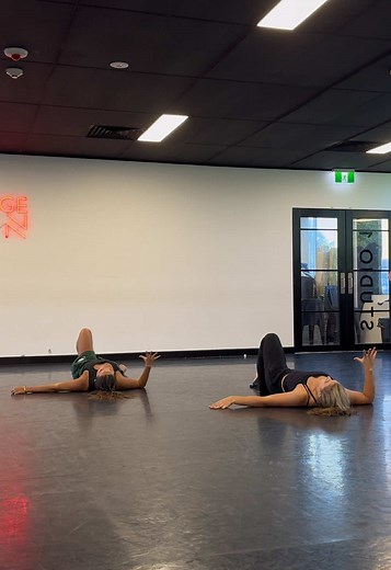 Bec Condino (@beccondino) - Explore the Magic of Lyrical Dance with Constellations