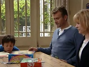 Outnumbered by Emily Mcloughlin - Dailymotion