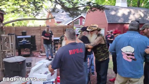 BBQ Pit Boys chapter meetup