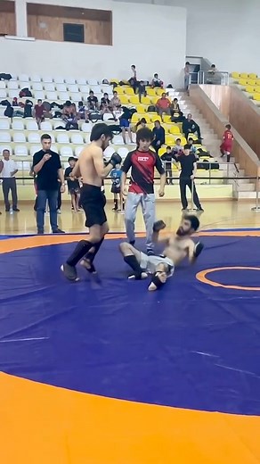 16K views · 474 reactions | That's right on the money  | Red Corner MMA | Facebook