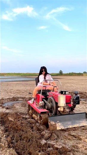 Beautiful Girl Driving Powerful Mini Tractor in Mud 😱🔥 #MiniTractor #FarmingLife #ViralVideo