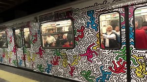 A surprise sighting in Mexico City: A whole metro train on the #2 Line covered on both sides with Keith Haring art!! The project is with permission of the Keith Haring Foundation and it's titled: "Ser Humano, Ser Urbano" or "Being Human, Being Urban" and its purpose it to promote universal human values. Keith Haring | Brooklyn Street Art