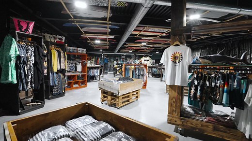 1.3K reactions · 211 shares | MOVIE: WELCOME TO THE GONG SPACE CENTER!  Let's walk around our new shop  - -  Venez faire le tour du shop  | GONG Galaxy | Facebook