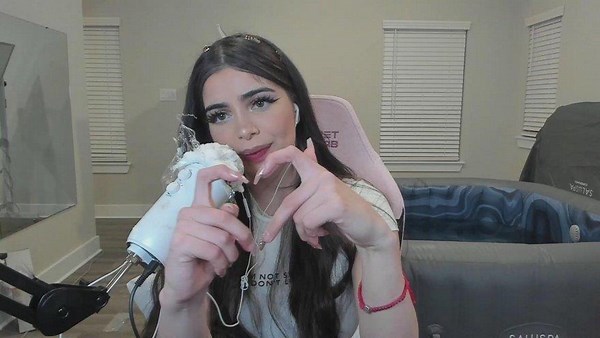 AlinaRoseASMR - Twitch