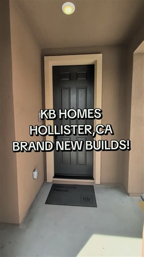 Dreaming of a new home in Hollister? 🏡✨ Check out Everglen and Highgrove at Fairview by KB Home! Modern Living: 1 & 2-story floor plans with up to 6 bedrooms. Perks: Open kitchens, mountain views, and available ADUs. Location: Easy commute to Silicon Valley near Pinnacles National Park. Price: Starting from the high $600ks. Tap the link in bio to tour a model home today! 🔑🙌 #HollisterCA #NewHomes #KBHome #CaliforniaRealEstate #HomeTour