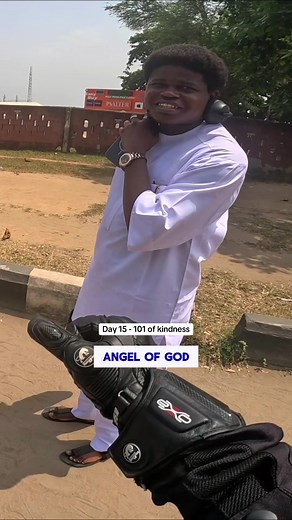 Day 15 - 101 of kindness Giving people compliments is something I’lld like to do more of henceforth, I am still a work in progress, but if you’re a pro at this, i’lld like us to do this together on a bike ride kindly send me a DM. . . . #staykindwithdebola #kindness #staykind