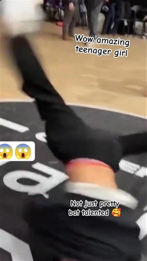 best breakdance move by a teenager girl,not just pretty she's amazing #breakdance #breakdancing