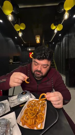 Craving something delicious? 🍟🍕 Our kitchen is always cooking something special at Chuck e cheese 🔥 Visit us & enjoy the taste everyone’s talking about! Foodies by Ashir #ChuckECheese #FoodCravings #FastFoodLovers #FoodPorn #RestaurantVibes #FreshFood #VisitUs | Chuck e cheese