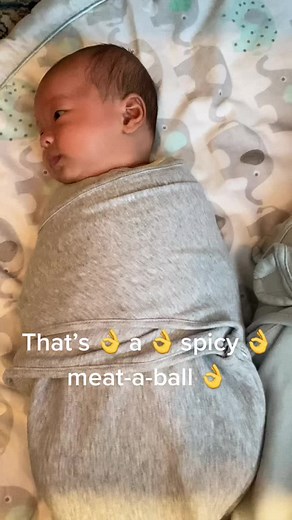 Nap time for the baby burritos #twinmom #babytiktok👶🏻 @swaddlemeofficial #2months #fyp