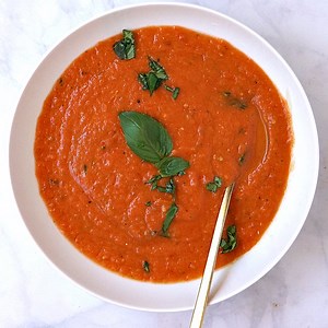 How to Make Tomato Soup with Fresh Tomatoes