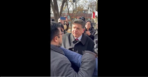 Chicago alderman yells at Gov. Pritzker at event in Little Village