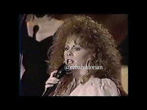 Reba McEntire - First Televised Performance Of "Fancy"