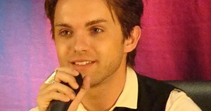 Outed 'Heroes' star Thomas Dekker confirms that he's gay - LGBTQ Nation