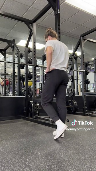 Dymanic warmups>>> #fitness #fittok #gymgirl #dymanicwarmup