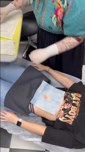 Belly Button Piercing — Full Process Up Close