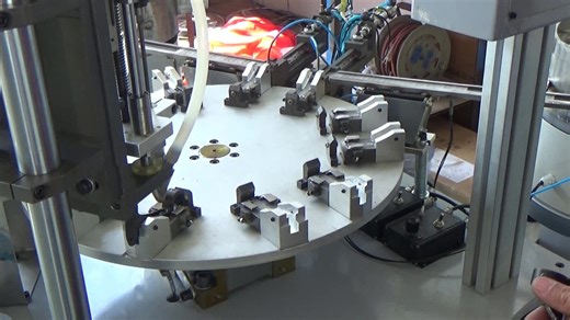 Automatic Screwing Machine for Bracket Assembly/screw Inserting Machine