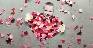 Mosaic Heart Valentine’s Day Craft