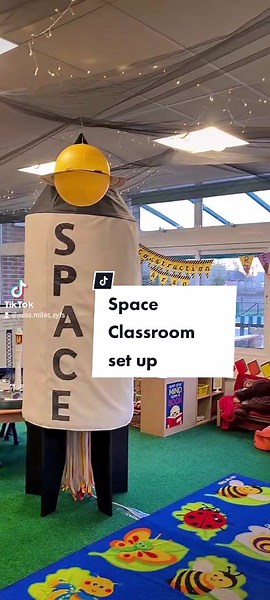 Space Classroom Decoration Ideas for Teachers and Students