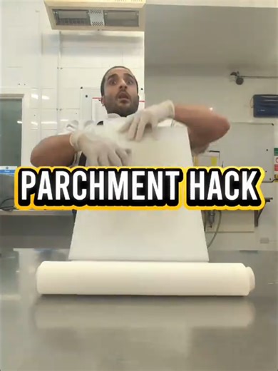 💥The Parchment Paper Hack Every Chef Should Know! Chefs, stop tearing parchment like you're in a rush to lose your sanity. Here's the cleanest, fastest way to cut perfect sheets. No mess, no fuss. Just grab a chopping board and follow this method to save time and keep your mise en place sharp. Whether you're lining a tray, roasting veg, or setting up for service, this trick is gold. Tag a chef who needs to quit fighting parchment paper in 2025 😂 🌟 Follow for more chef tips, recipes, a dash of