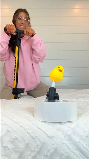 Blowing Up Rubber Duck Until It Explodes
